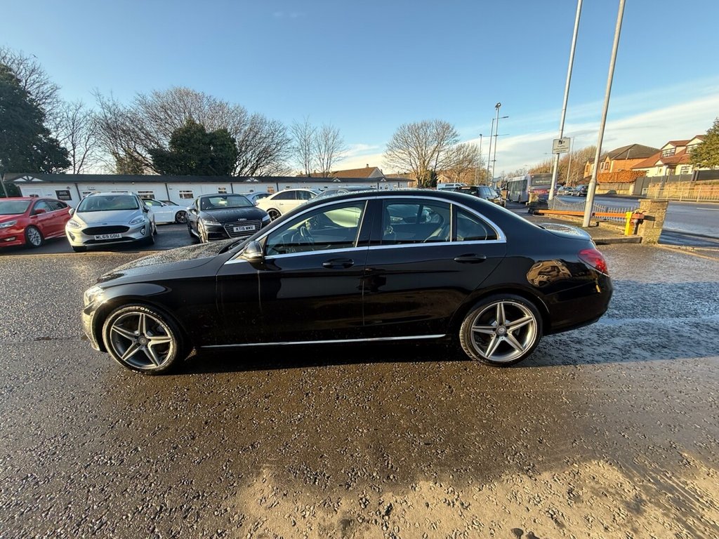 Used Mercedes-Benz C Class 2015 for sale - 77327710: Photo 8