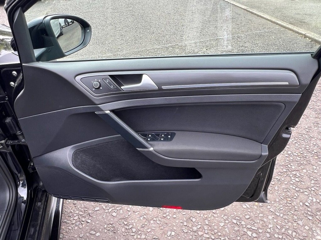 Used Volkswagen Golf 2019 for sale - 76986274: Photo 6