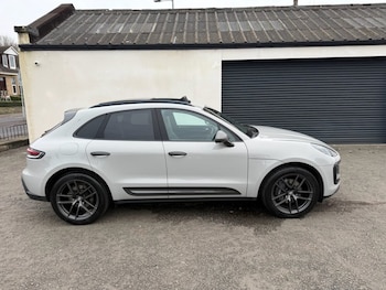 Used Porsche Macan 2023 for sale - 77084782: Photo