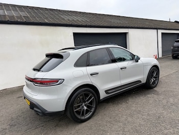 Used Porsche Macan 2023 for sale - 77084782: Photo