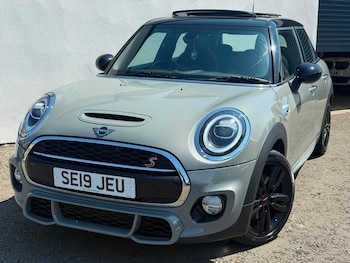 Used MINI Hatch 2019 for sale - 79154686: Photo