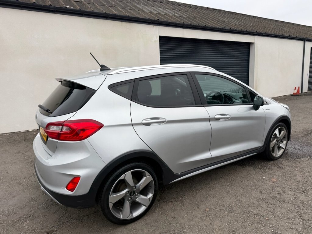 Used Ford Fiesta 2019 for sale - 77084793: Photo 3