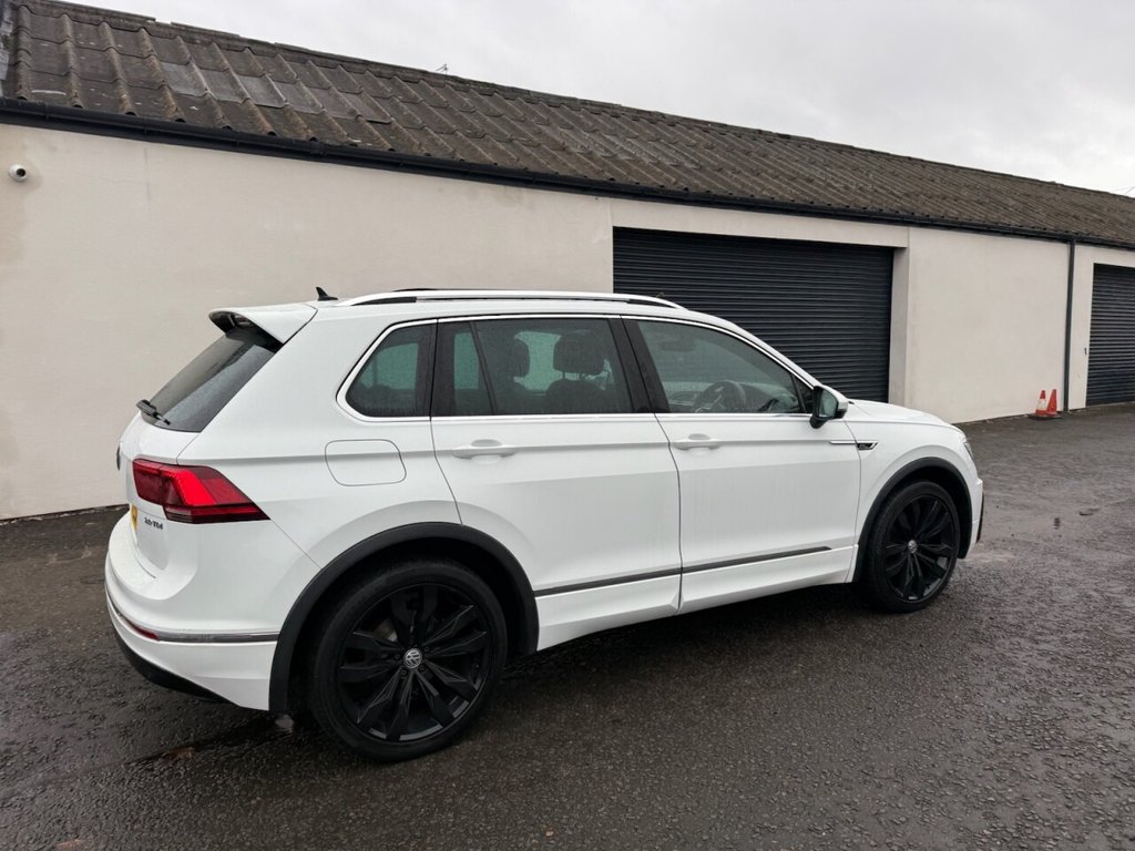 Used Volkswagen Tiguan 2017 for sale - 76710731: Photo 3