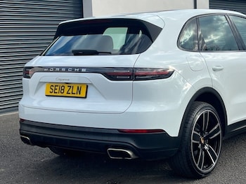 Used Porsche Cayenne 2018 for sale - 76029709: Photo