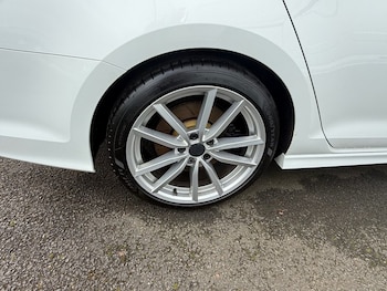 Used Volkswagen Golf 2016 for sale - 78082466: Photo