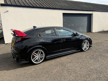 Used Honda Civic 2017 for sale - 77764633: Photo