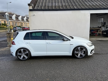 Used Volkswagen Golf 2018 for sale - 76558555: Photo
