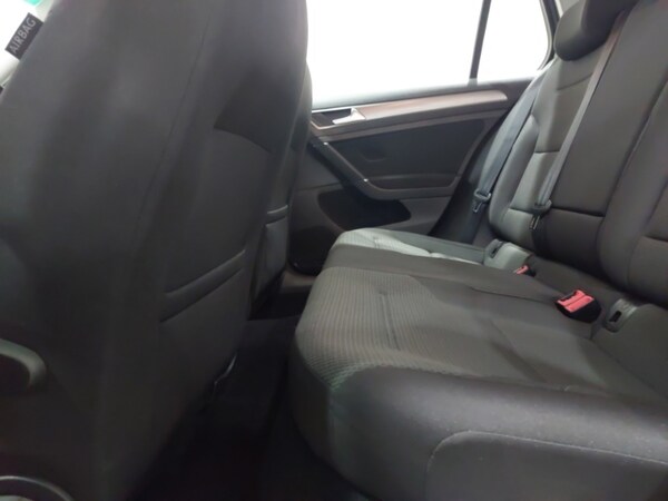 Used Volkswagen Golf 2015 for sale - 76264900: Photo 6