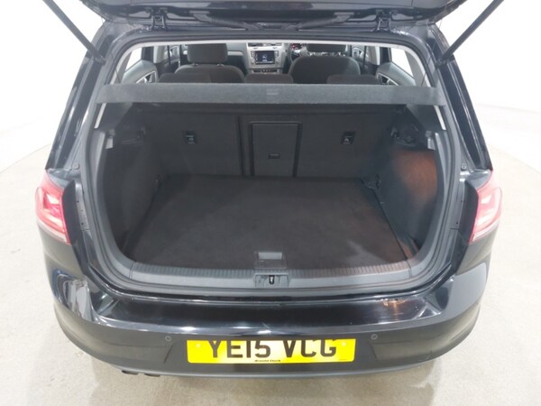 Used Volkswagen Golf 2015 for sale - 76264900: Photo 8