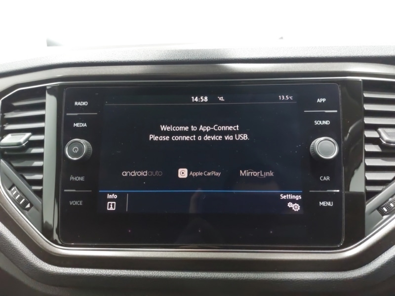 Used Volkswagen T-Roc 2019 for sale - 76397459: Photo 17