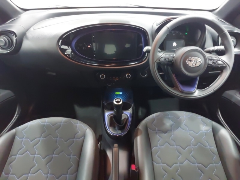 Used Toyota Aygo X 2023 for sale - 76221482: Photo 2