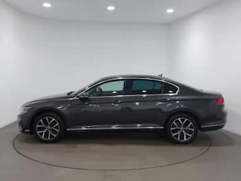 Used Volkswagen Passat 2022 for sale - 79627432: Photo