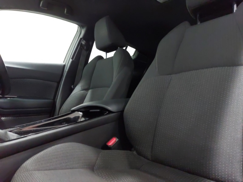 Used Toyota C-HR 2019 for sale - 77552704: Photo 5