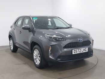 Used Toyota Yaris Cross 2023 for sale - 79164620: Photo