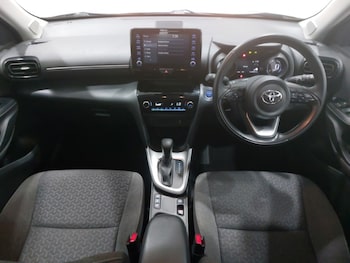 Used Toyota Yaris Cross 2023 for sale - 79164620: Photo