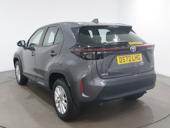 Used Toyota Yaris Cross 2023 for sale - 79164620: Photo