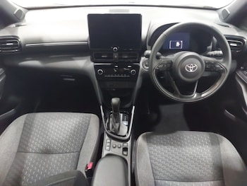 Used Toyota Yaris Cross 2025 for sale - 79546439: Photo