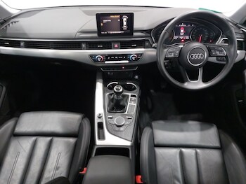 Used Audi A4 2019 for sale - 78126102: Photo