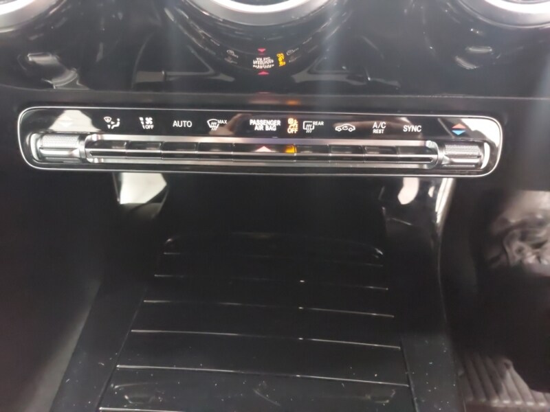 Used Mercedes-Benz A-Class 2019 for sale - 77964225: Photo 17