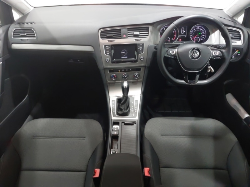 Used Volkswagen Golf 2015 for sale - 76493142: Photo 2