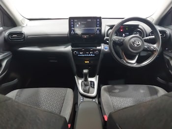 Used Toyota Yaris Cross 2022 for sale - 77669865: Photo