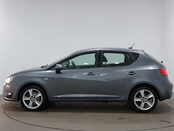 Used SEAT Ibiza 2017 for sale - 77290000: Photo