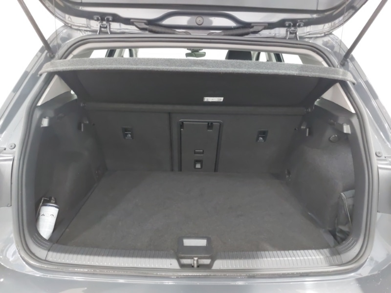 Used Volkswagen Golf 2020 for sale - 77635851: Photo 8