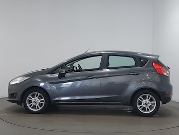 Used Ford Fiesta 2017 for sale - 78700223: Photo