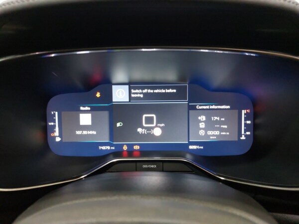 Used Citroen C5 Aircross 2022 for sale - 75633882: Photo 11