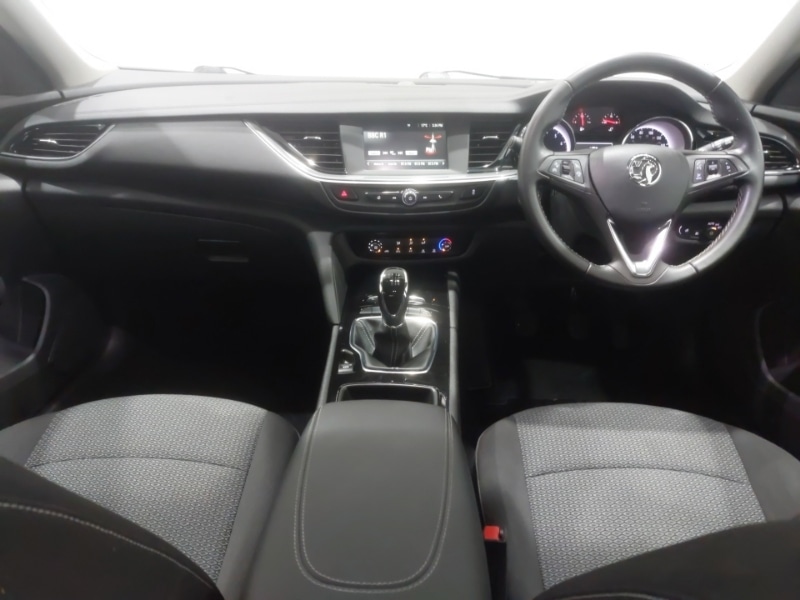 Used Vauxhall Insignia 2017 for sale - 78085433: Photo 2