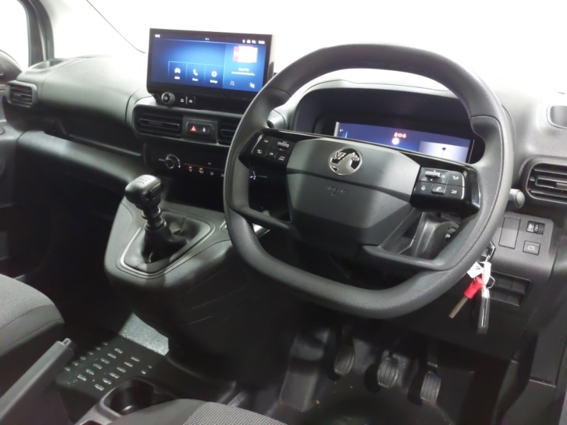 Used Vauxhall Combo 2024 for sale - 77352664: Photo 2