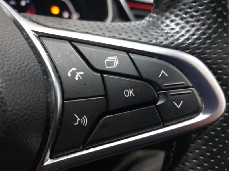 Used Renault Clio 2020 for sale - 76699897: Photo 16