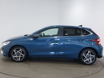 Used Hyundai i20 2024 for sale - 79368555: Photo