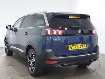 Used Peugeot 5008 2023 for sale - 79586422: Photo