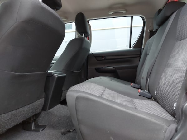 Used Toyota Hilux 2019 for sale - 76315981: Photo 6