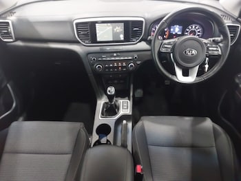 Used Kia Sportage 2018 for sale - 78976861: Photo
