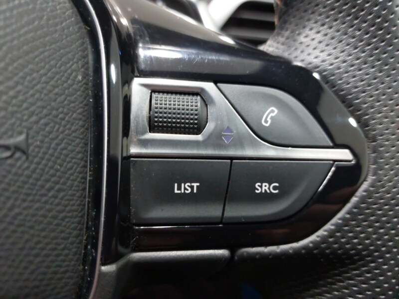 Used Peugeot 3008 2020 for sale - 77273131: Photo 14