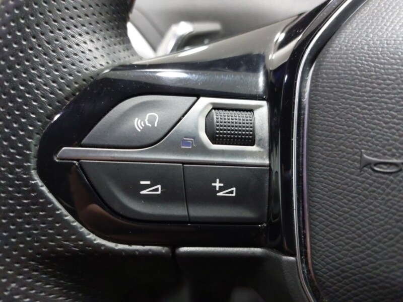 Used Peugeot 3008 2020 for sale - 77273131: Photo 15