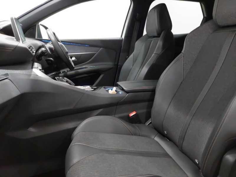 Used Peugeot 3008 2020 for sale - 77273131: Photo 5