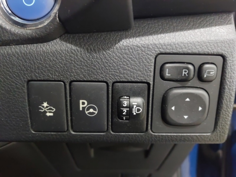 Used Toyota Auris 2018 for sale - 77852579: Photo 15