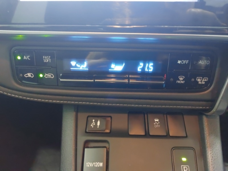 Used Toyota Auris 2018 for sale - 77852579: Photo 19