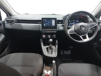 Used Renault Clio 2023 for sale - 78475172: Photo