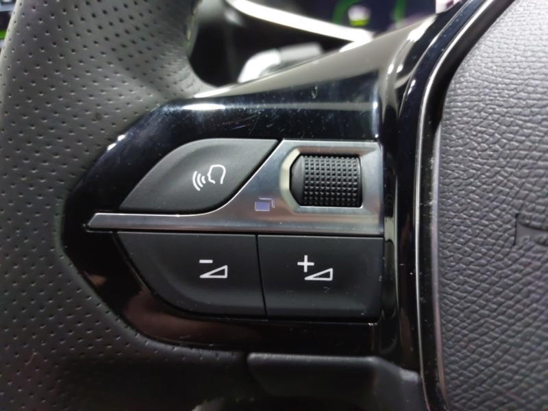 Used Peugeot 2008 2023 for sale - 76834455: Photo 15