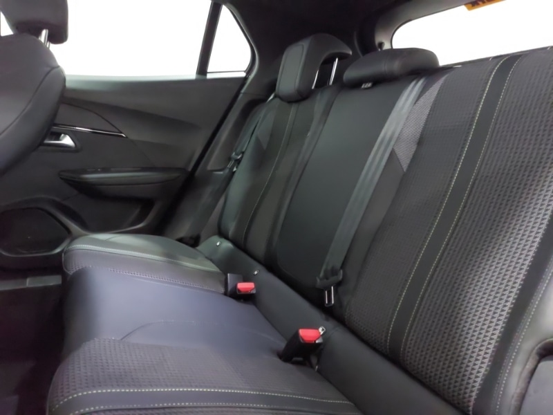 Used Peugeot 2008 2023 for sale - 76834455: Photo 6