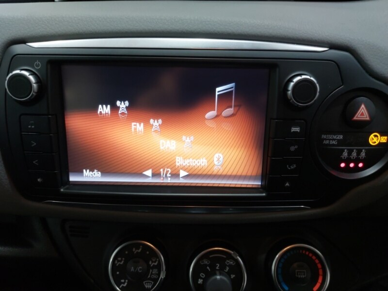 Used Toyota Yaris 2016 for sale - 77881805: Photo 10