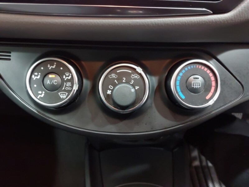 Used Toyota Yaris 2016 for sale - 77881805: Photo 18