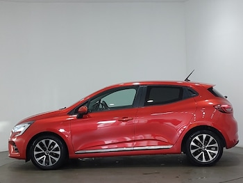 Used Renault Clio 2019 for sale - 75591630: Photo