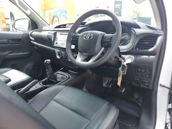 Used Toyota Hilux 2021 for sale - 78861226: Photo