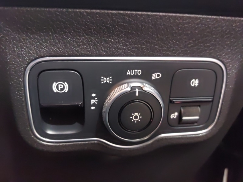 Used Mercedes-Benz GLB 2021 for sale - 77922642: Photo 15