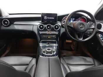 Used Mercedes-Benz C Class 2018 for sale - 77304405: Photo